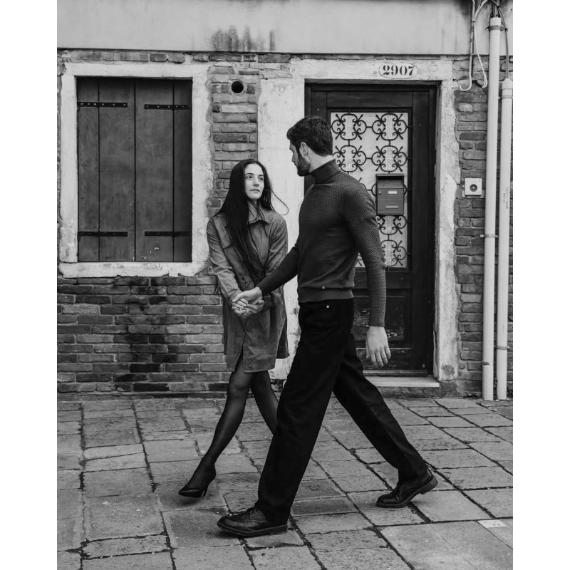 Couple Photoshoot in Venice Essential